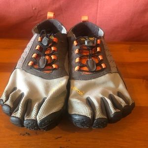 Vibram five finger shoes